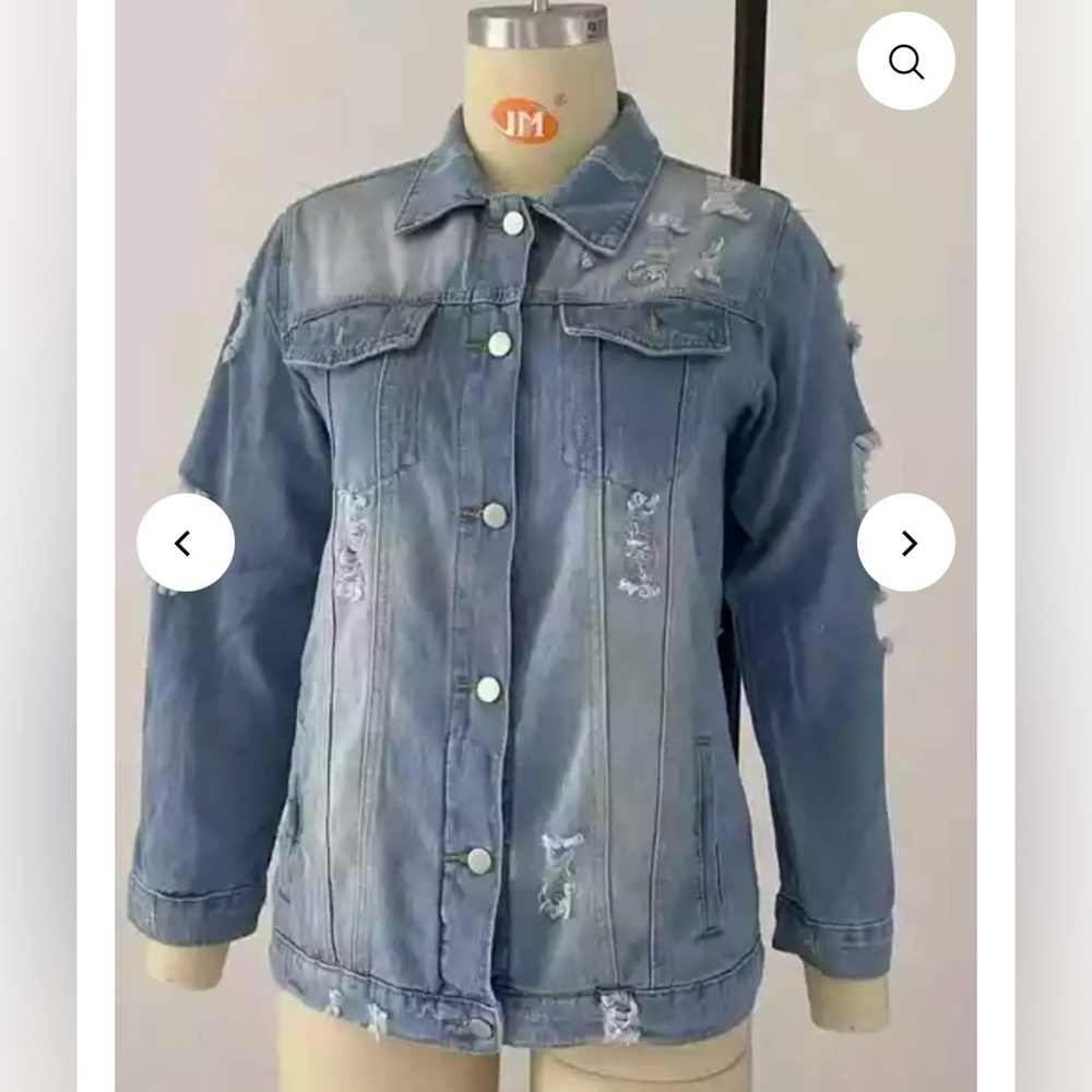 Making Statement Distressed Light Wash Denim Truk… - image 3